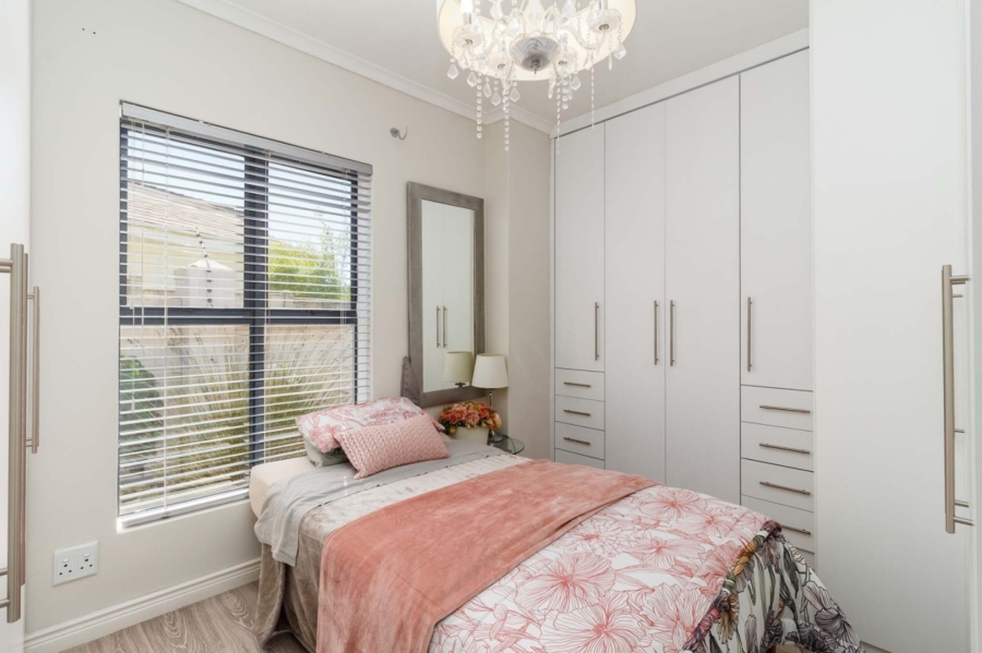 4 Bedroom Property for Sale in Bergsig Western Cape